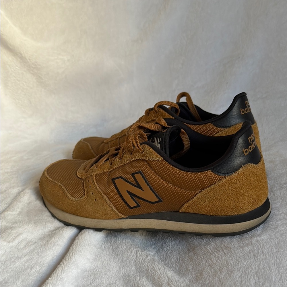 New Balance 311 - Picture 3 of 6
